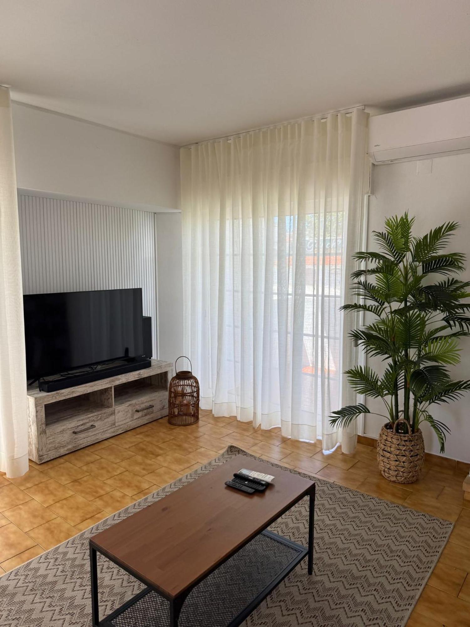 Cozy Apartment Oura Beach Albufeira Exterior photo